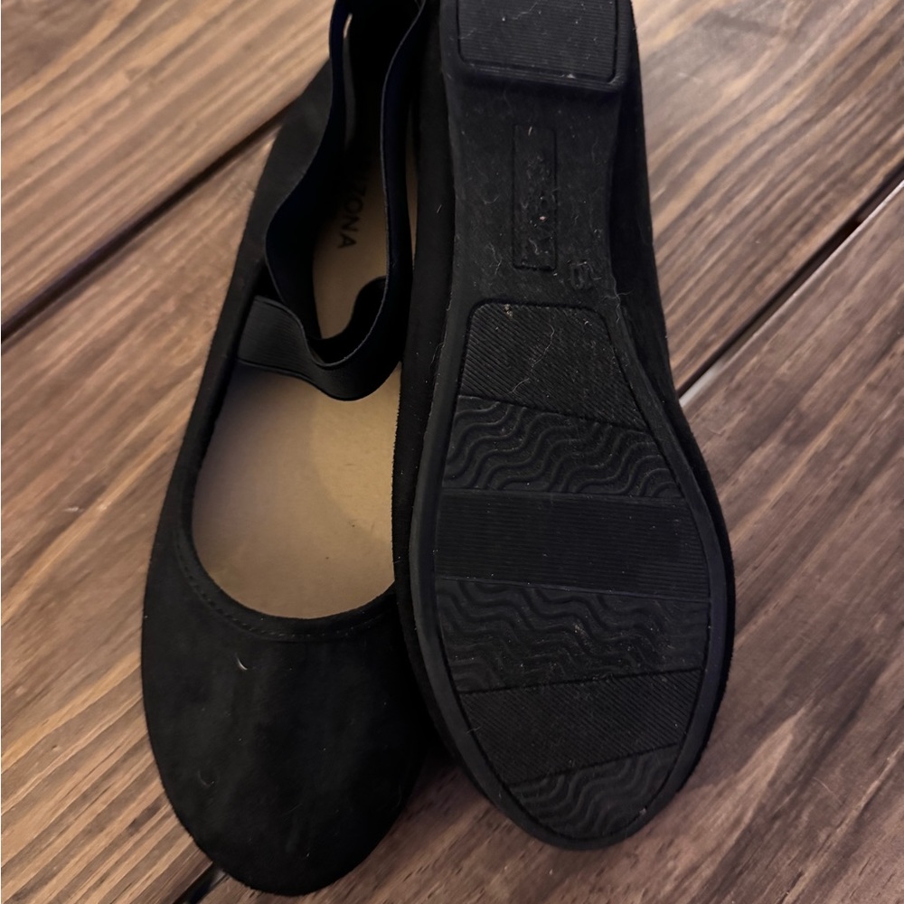 Ballet Flats - Picture 2 of 2